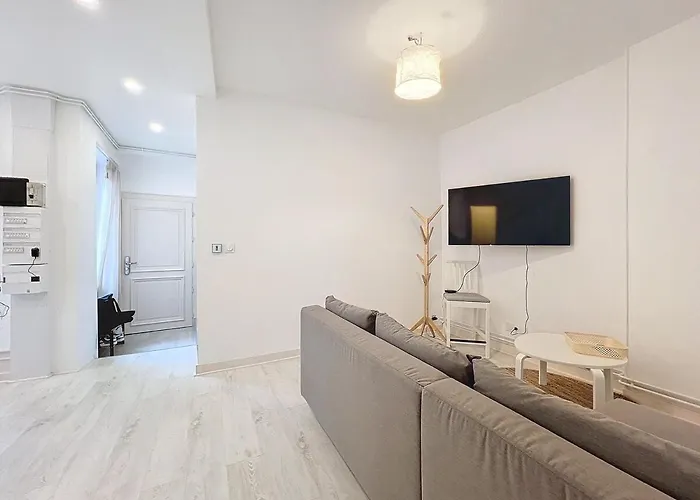 Appartement Spacious 2 Bedroom Petite France *